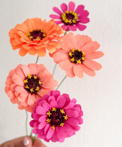Zinnias de papel